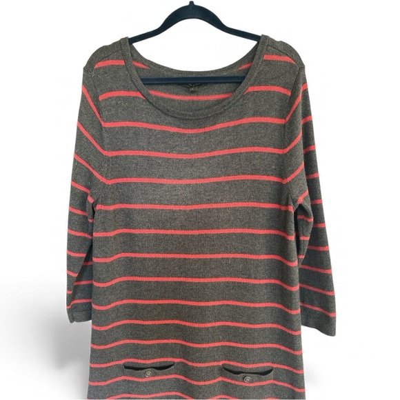 Banana Republic Sweater Dress Gray Coral Stripe Pockets Button Detail Size Large - Picture 3 of 10